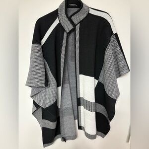 Black and White shawl